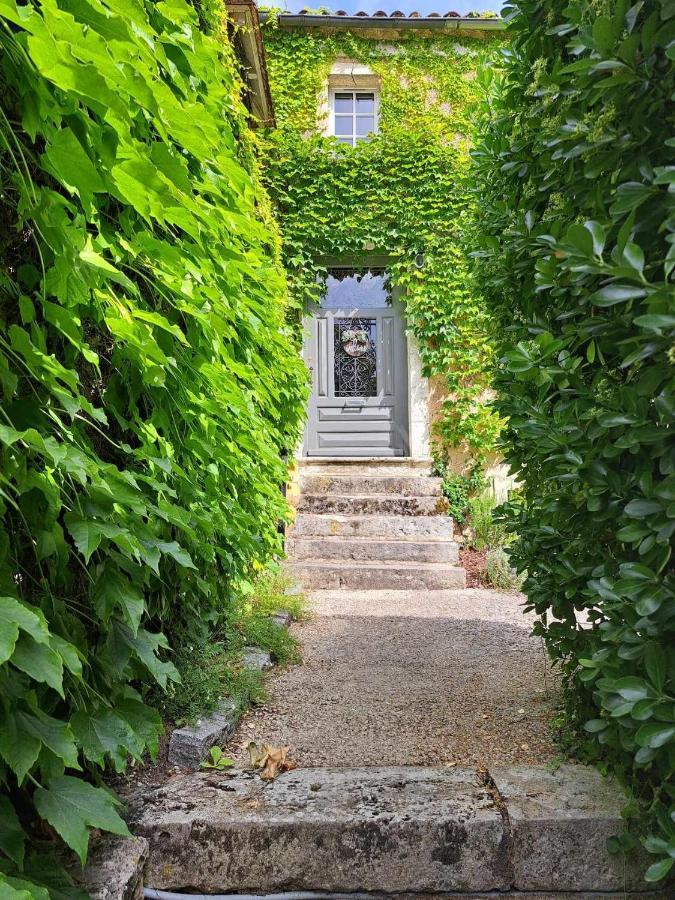Namaste Cottage Issigeac Εξωτερικό φωτογραφία